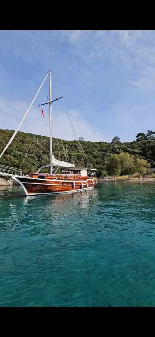 Bodrum'un Muhteşem Koylarında, 15 Metre, 2 Kabinli Butik Gulet 3