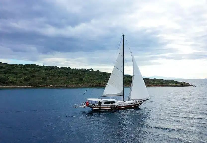 Bodrum 21m Lüks Gulet Kiralama | 3 Kabinli 6 Kişilik Özel Mavi Yolculuk 2