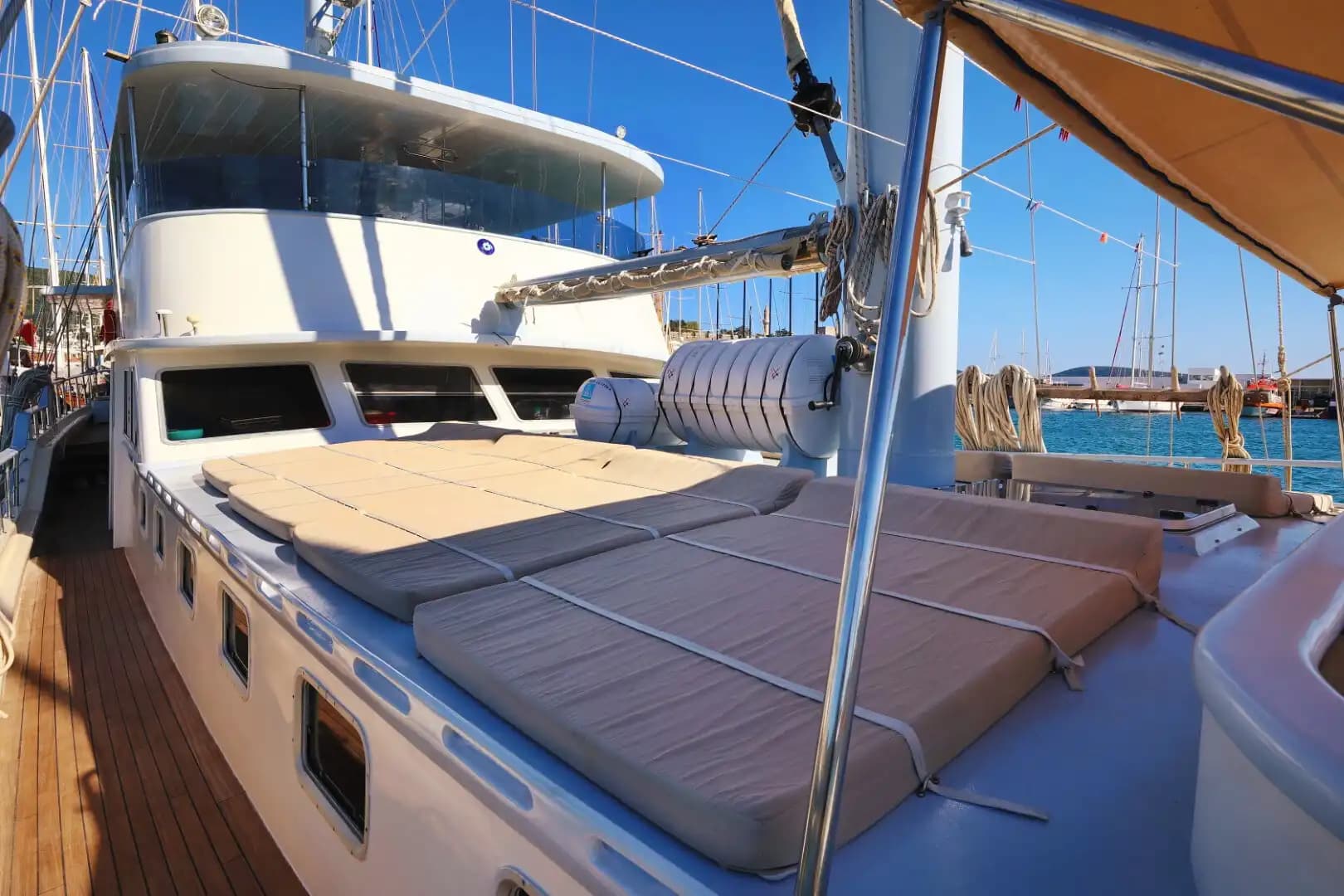 33-Meter Luxe Gulet in Bodrum met 11 Kajuiten voor 22 Gasten 7