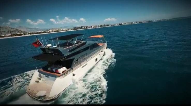 Antalya Centro: Barco Estándar para Magníficas Excursiones: Día Completo, Beldibi, Cascada Düden, Atardecer, Propuesta de Matrimonio, Paquetes de Cumpleaños y Despedida de Soltera