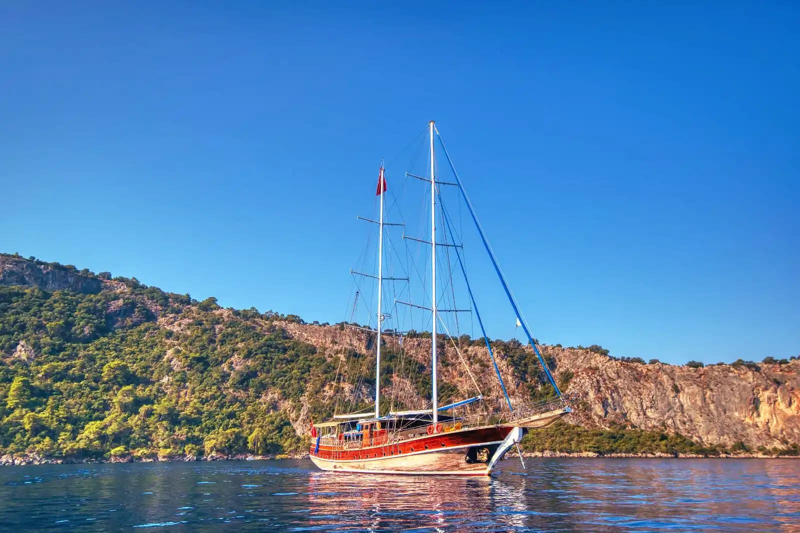 Disfruta de un Gulet de 9 camarotes en las calas de Fethiye 3