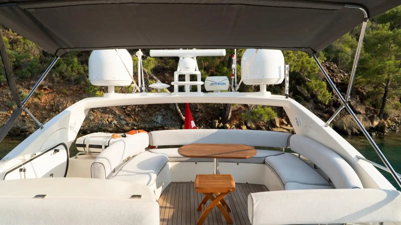 Ideale jacht voor een romantische zeiltocht in Göcek 8