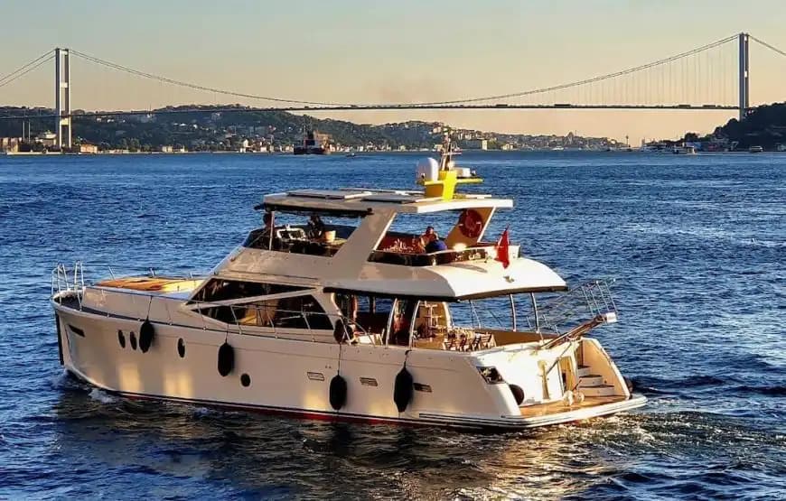 The Perfect Choice for Romantic Moments and Fun Parties in Istanbul - Bosphorus Tour