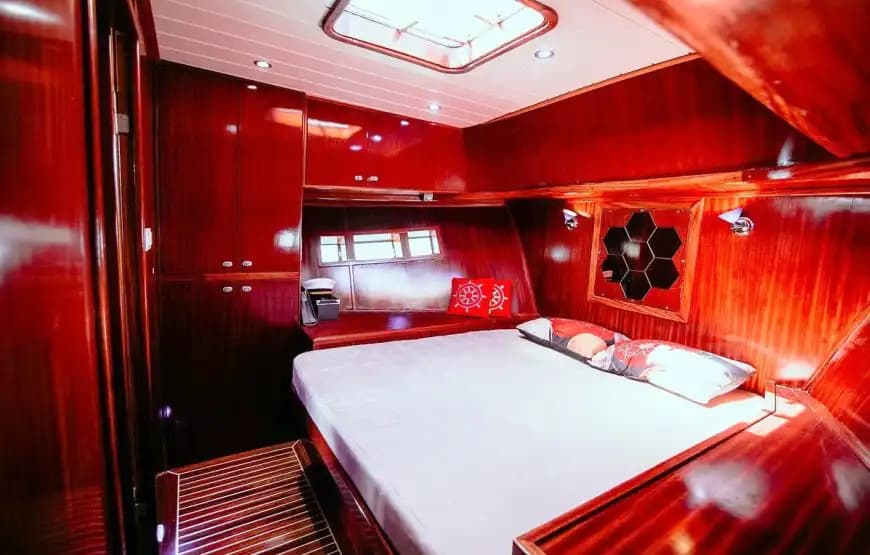 The Perfect Choice for Romantic Moments and Fun Parties in Istanbul 12