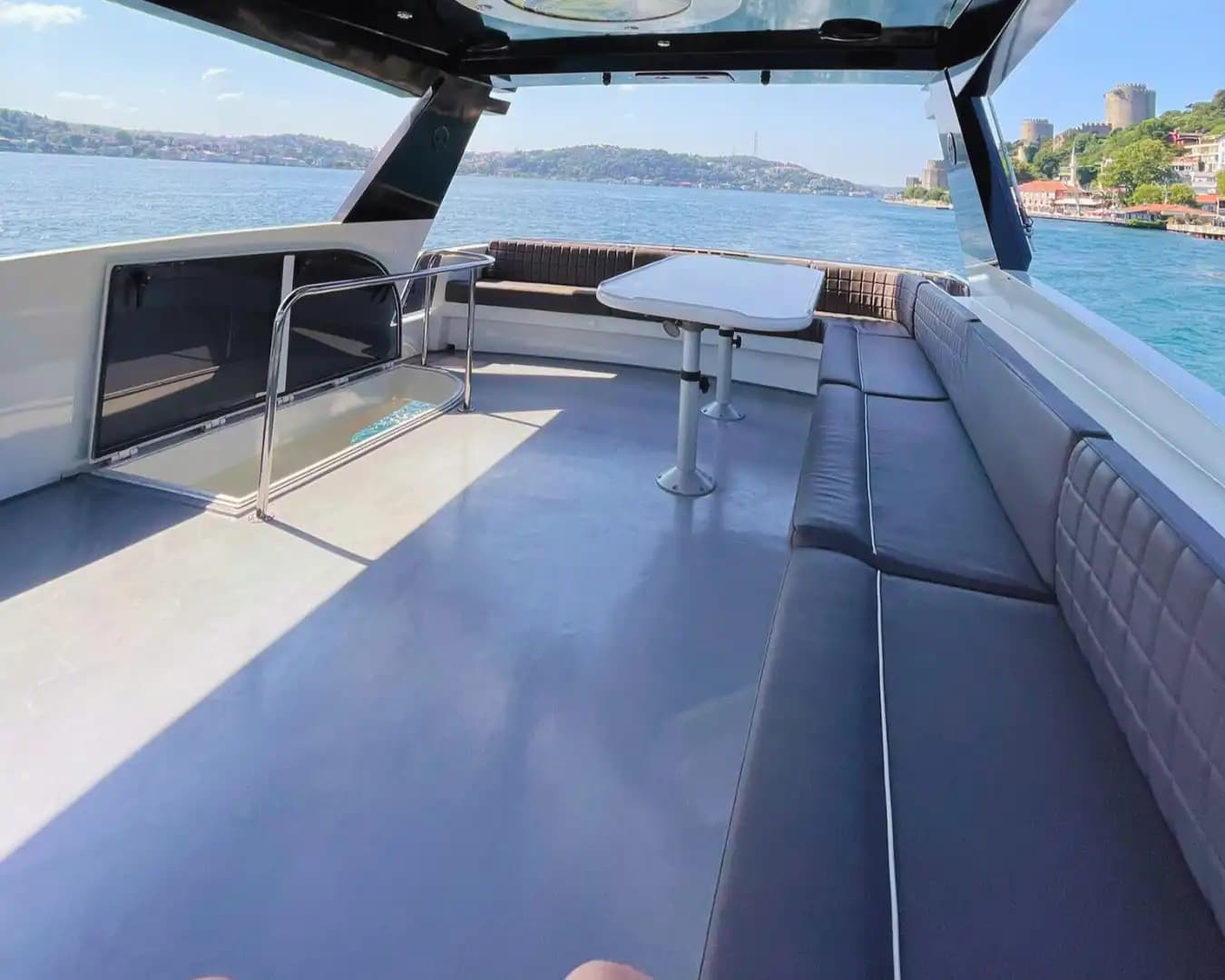A Stylish and Comfortable Yacht for Business Meetings and Corporate Events in Istanbul 6