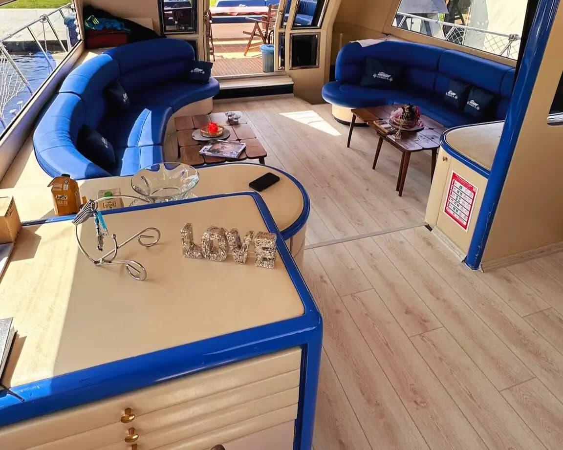Unforgettable Moments on the Bosphorus with a 4-Cabin Yacht – Daily or Overnight Stay 9