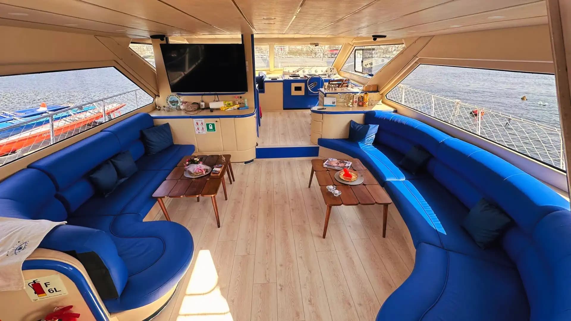 Unforgettable Moments on the Bosphorus with a 4-Cabin Yacht – Daily or Overnight Stay 10