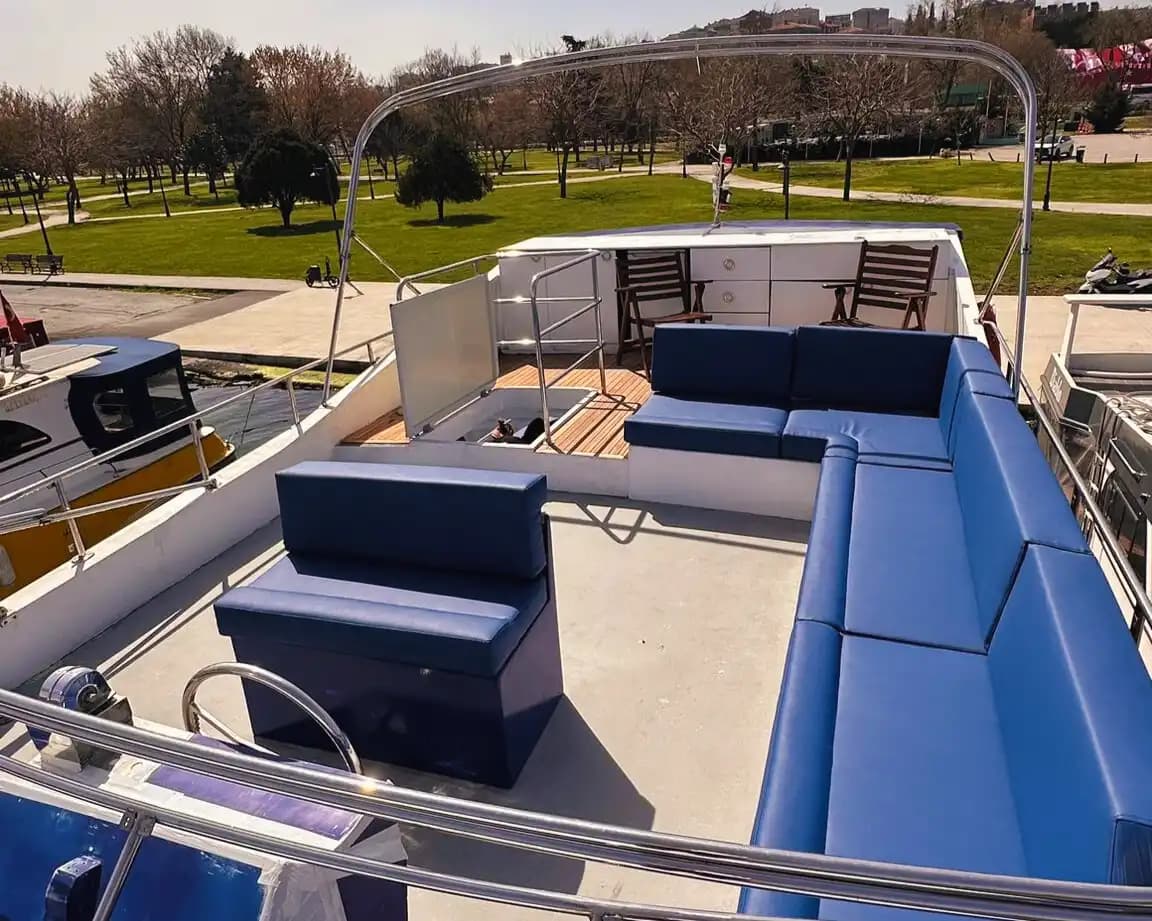 Unforgettable Moments on the Bosphorus with a 4-Cabin Yacht – Daily or Overnight Stay 6