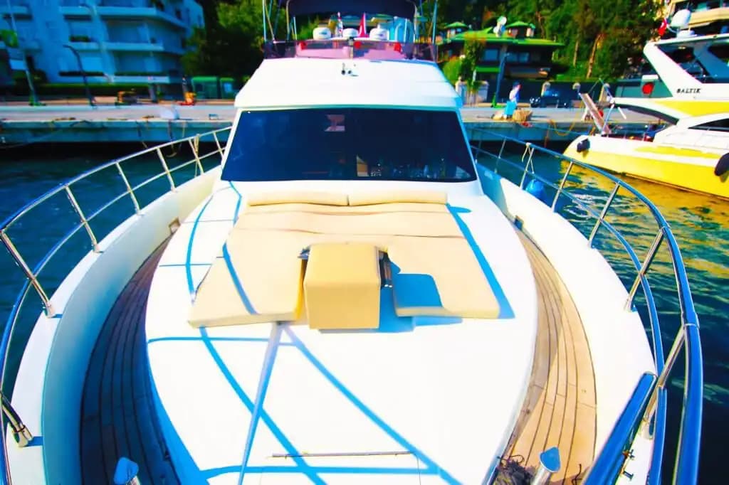 Rental Yacht in Bebek - Daily or Hourly 3