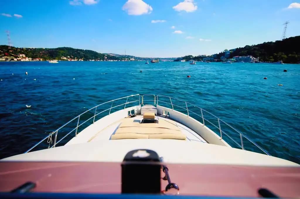 Rental Yacht in Bebek - Daily or Hourly 4