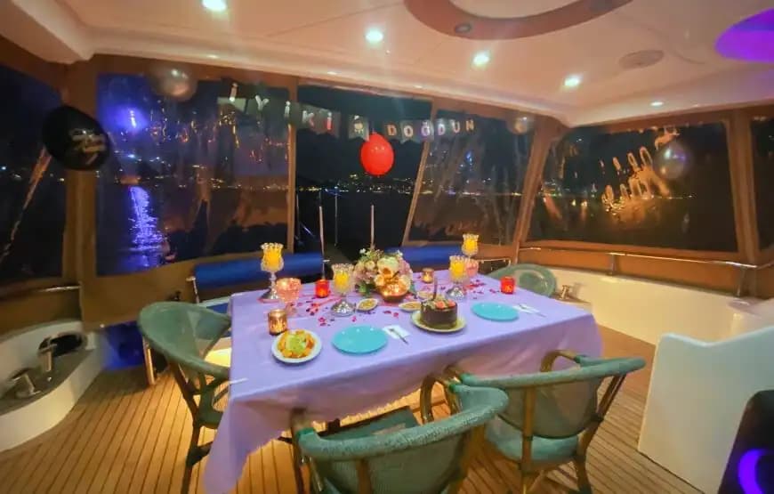 Luxury Yacht for Exclusive Sea Tour from Kuruçeşme, Istanbul! 6