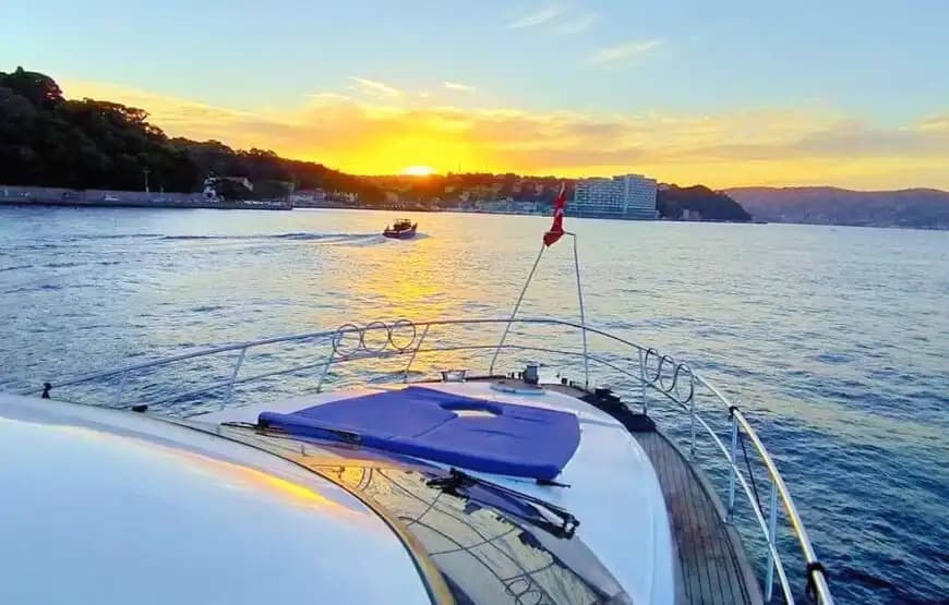 Luxury Yacht for Exclusive Sea Tour from Kuruçeşme, Istanbul! 10