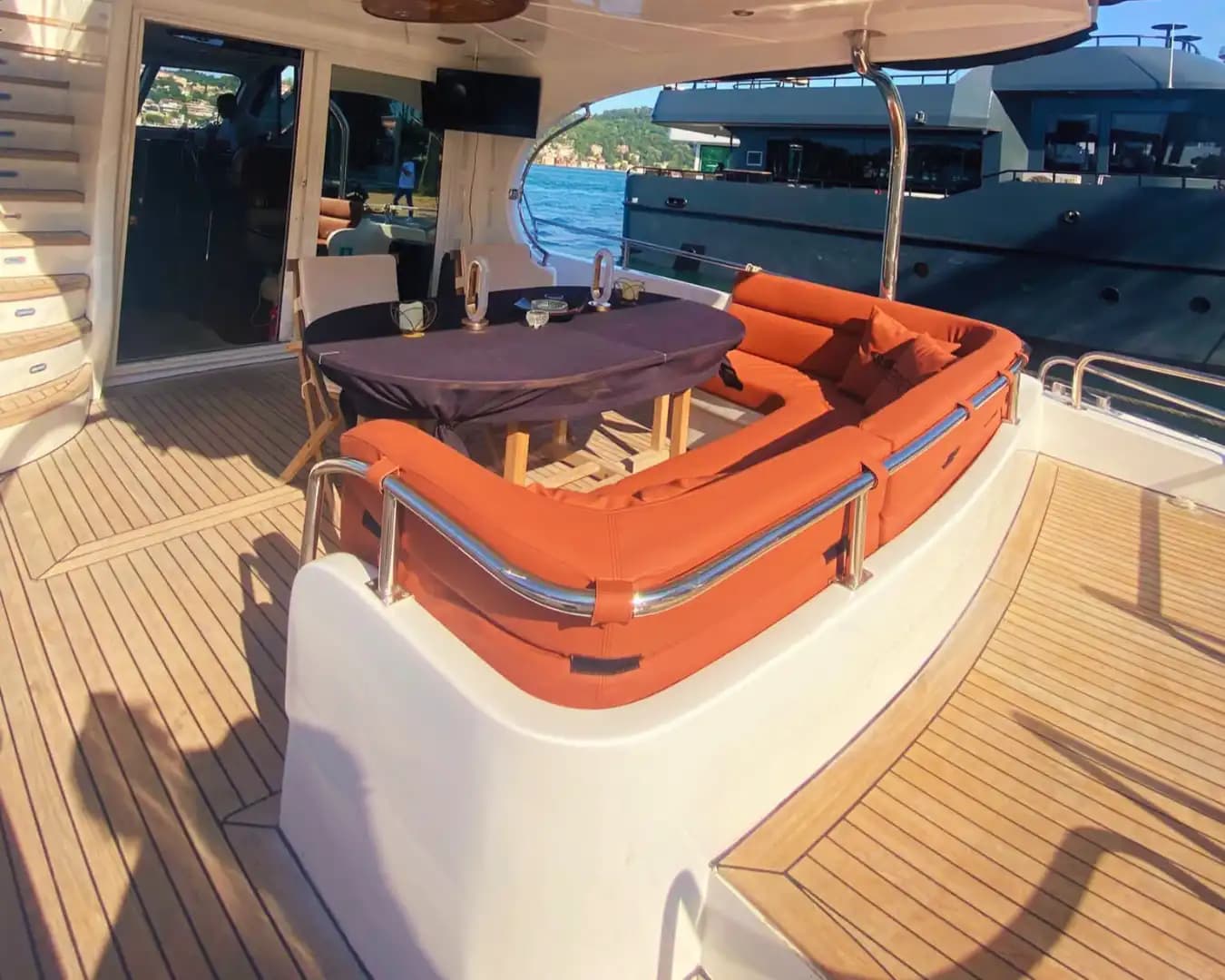 Romantic & Entertaining Moments on a Private Yacht from Bebek 4