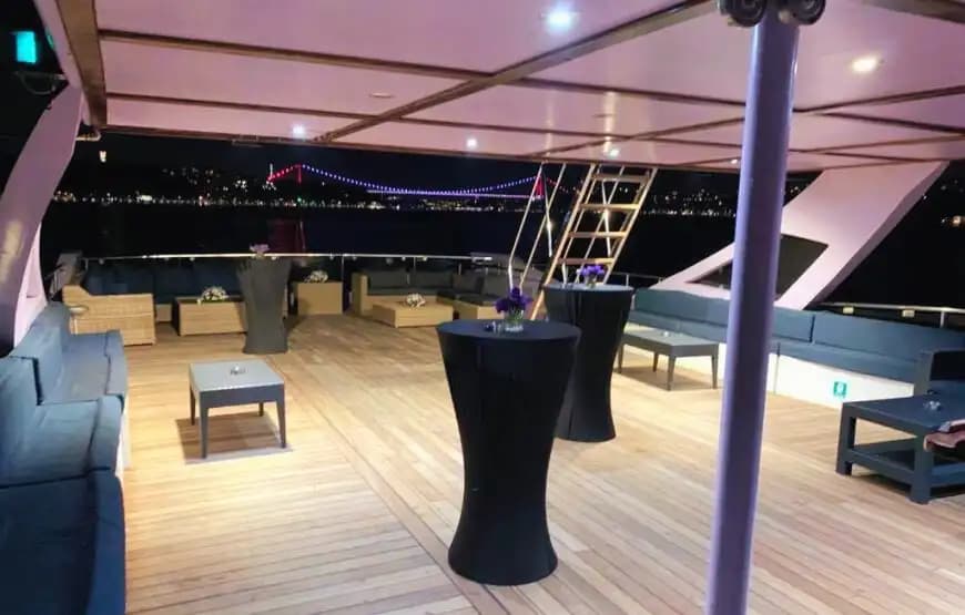 A Spacious 90-Person Capacity Yacht for Graduation Balls and Business Events in Istanbul 3