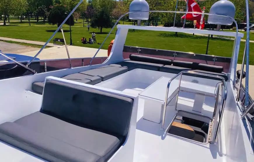 Affordable Bosphorus Yacht Rental - 17m Custom Build! 5