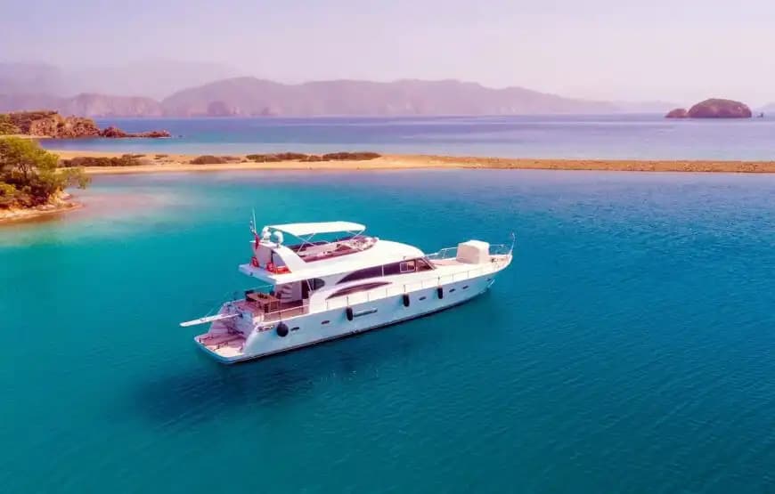 Luxury Yachting in Unkapanı: Overnight or Day Trips 3