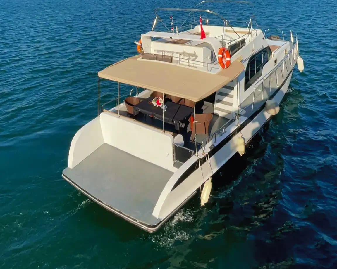 Cruise Istanbul’s Waters with a 12-Person Modern Luxury Yacht 3