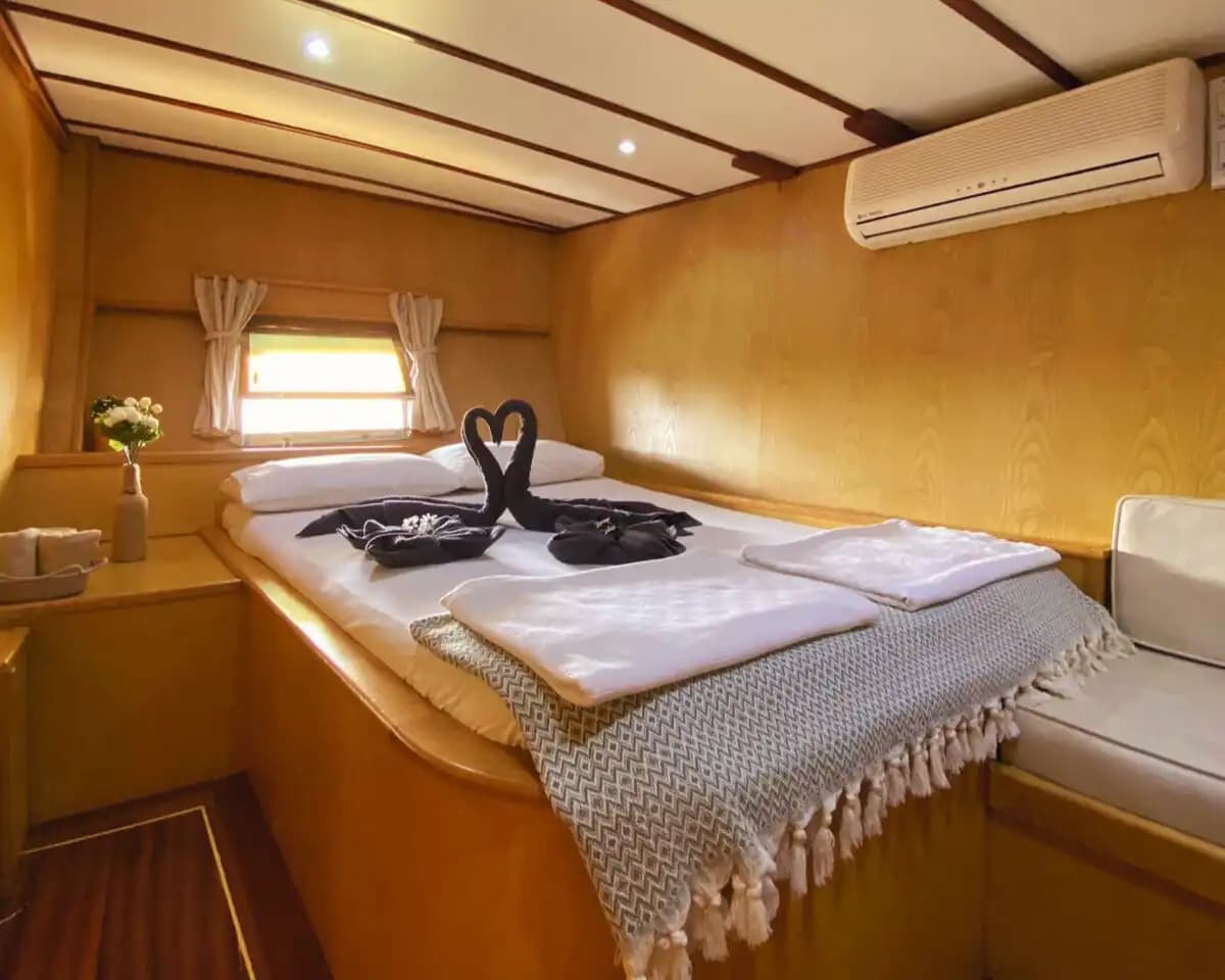 An Overnight Exploration in Kekova with a Fully Equipped Gulet 5