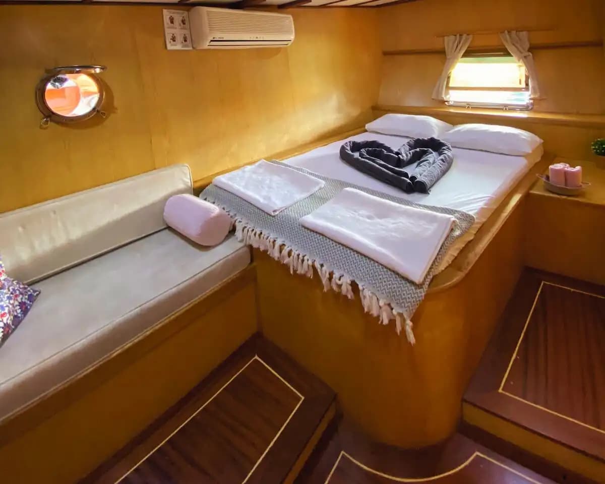 An Overnight Exploration in Kekova with a Fully Equipped Gulet 13