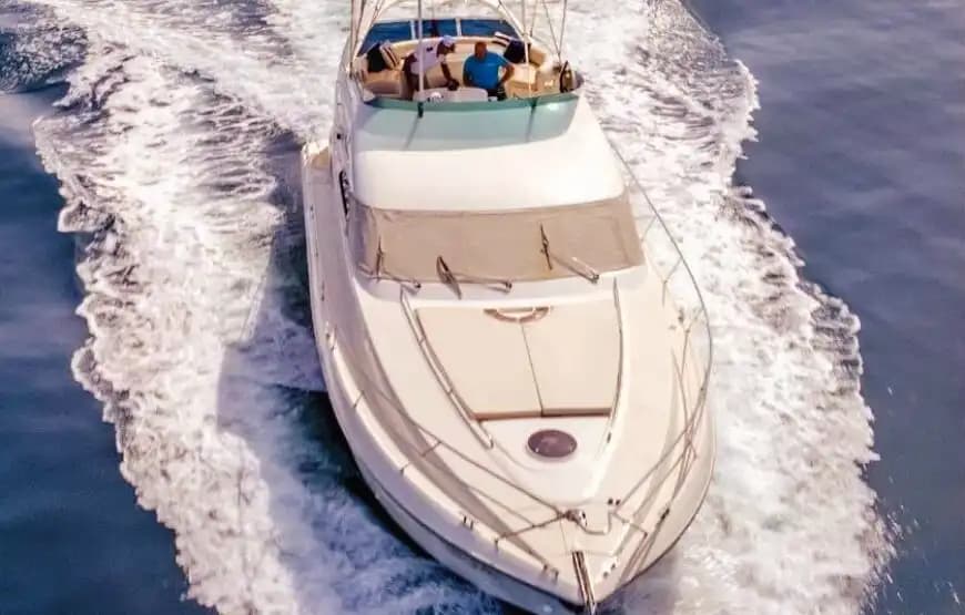 Sail Through Kemer’s Blue Gewässer on a FairLine Jacht - Hochzeitstag auf der Jacht
