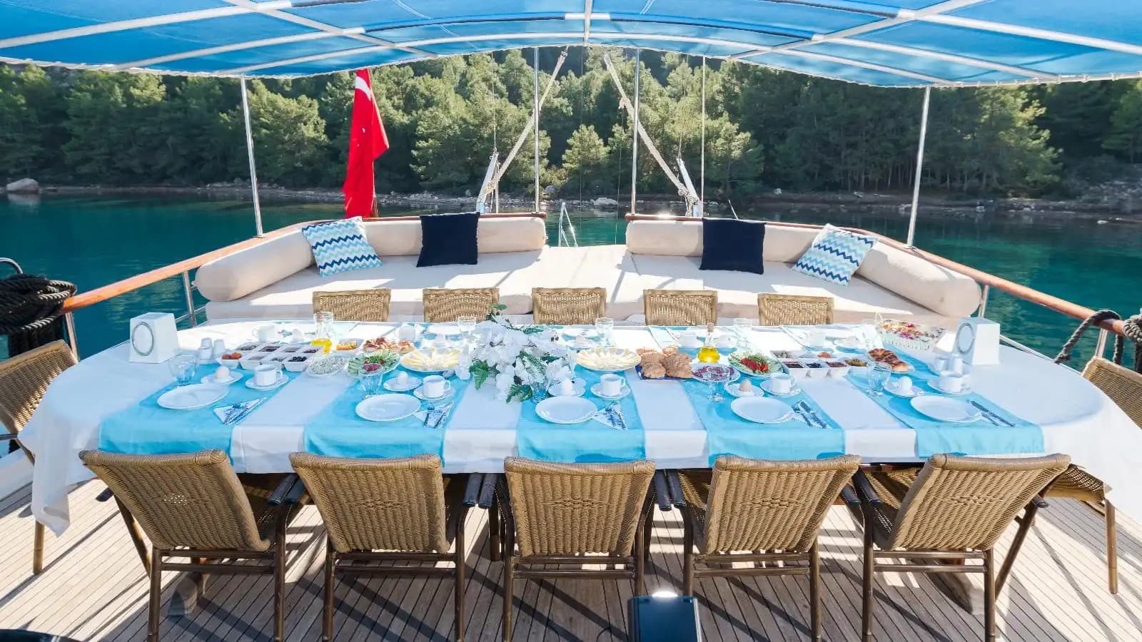 Exclusif Voyage bleu from Bozburun: 26-Meter 6-cabines Gulet 8