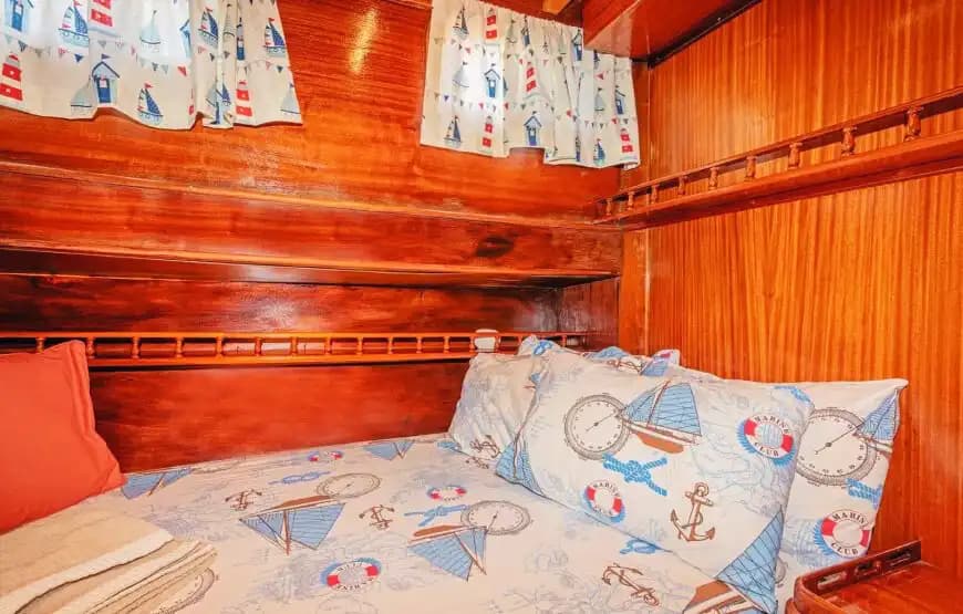 Discover Marmaris’ Hidden Calas con a Private & Elegante Yacht 10