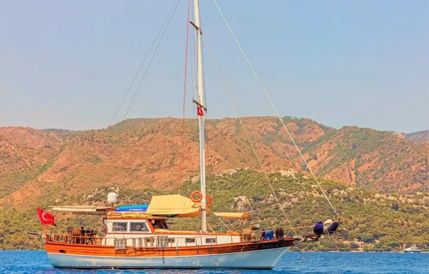 Discover Marmaris’ Hidden Calas con a Private & Elegante Yacht 2