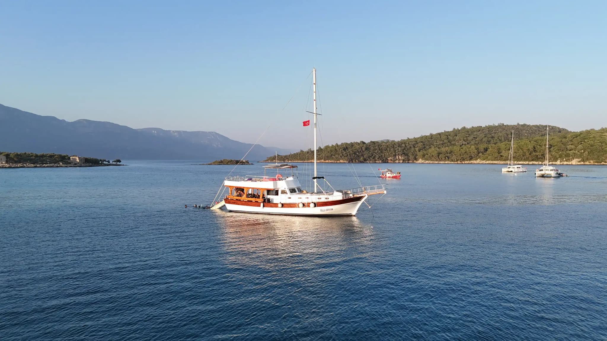 Velero Alquiler in Bodrum: 10.5 Meters, Diario & por Horas to Secluded Calas 2