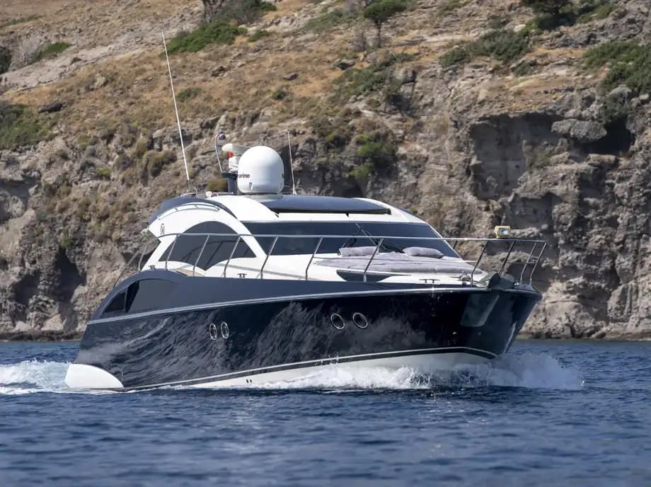 Komfortabel Meer Voyage for 4 Personen with a 15-Meter Schnellboot in Bodrum 9