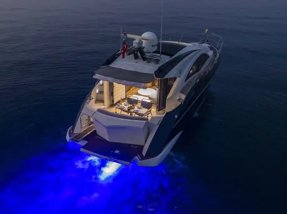 Komfortabel Meer Voyage for 4 Personen with a 15-Meter Schnellboot in Bodrum 17