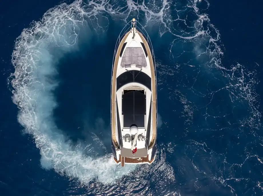 Komfortabel Meer Voyage for 4 Personen with a 15-Meter Schnellboot in Bodrum 3