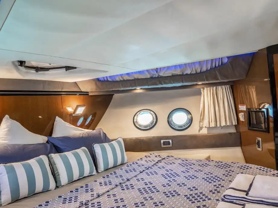 Komfortabel Meer Voyage for 4 Personen with a 15-Meter Schnellboot in Bodrum 26